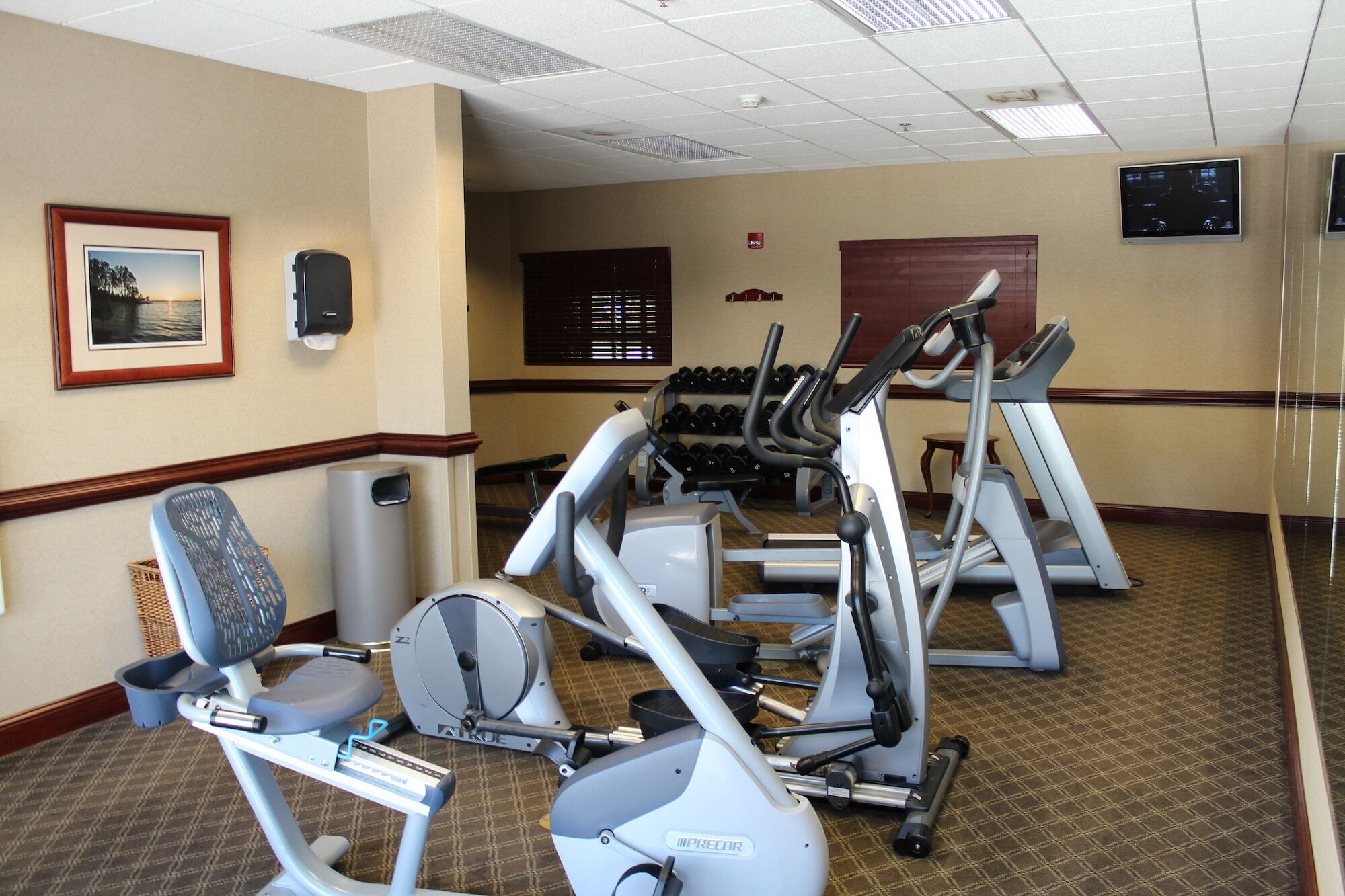 Wingate By Wyndham Columbia/Lexington Hotel Ngoại thất bức ảnh
